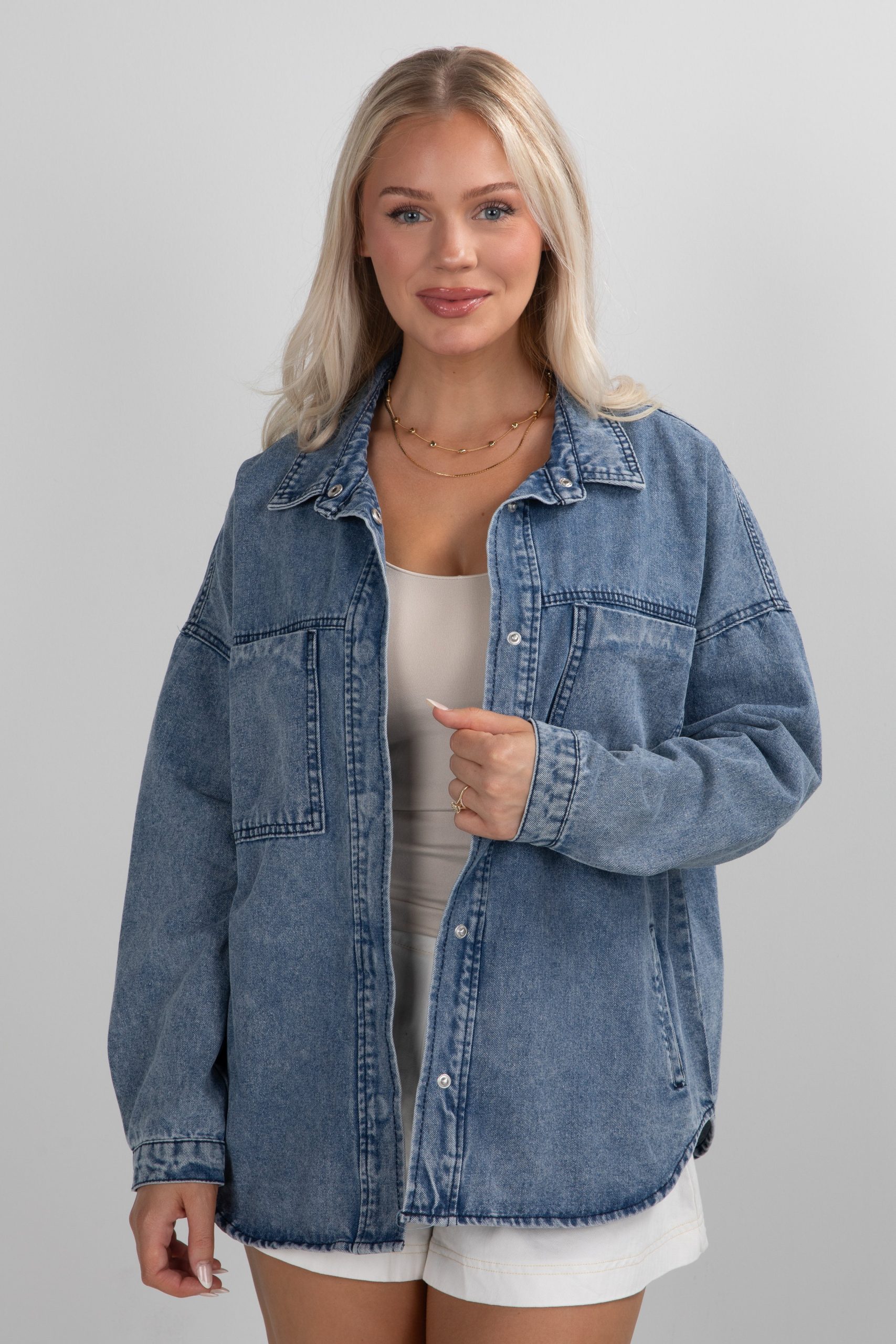 shopdressup_light_wash_denim_jacket-2.jpg