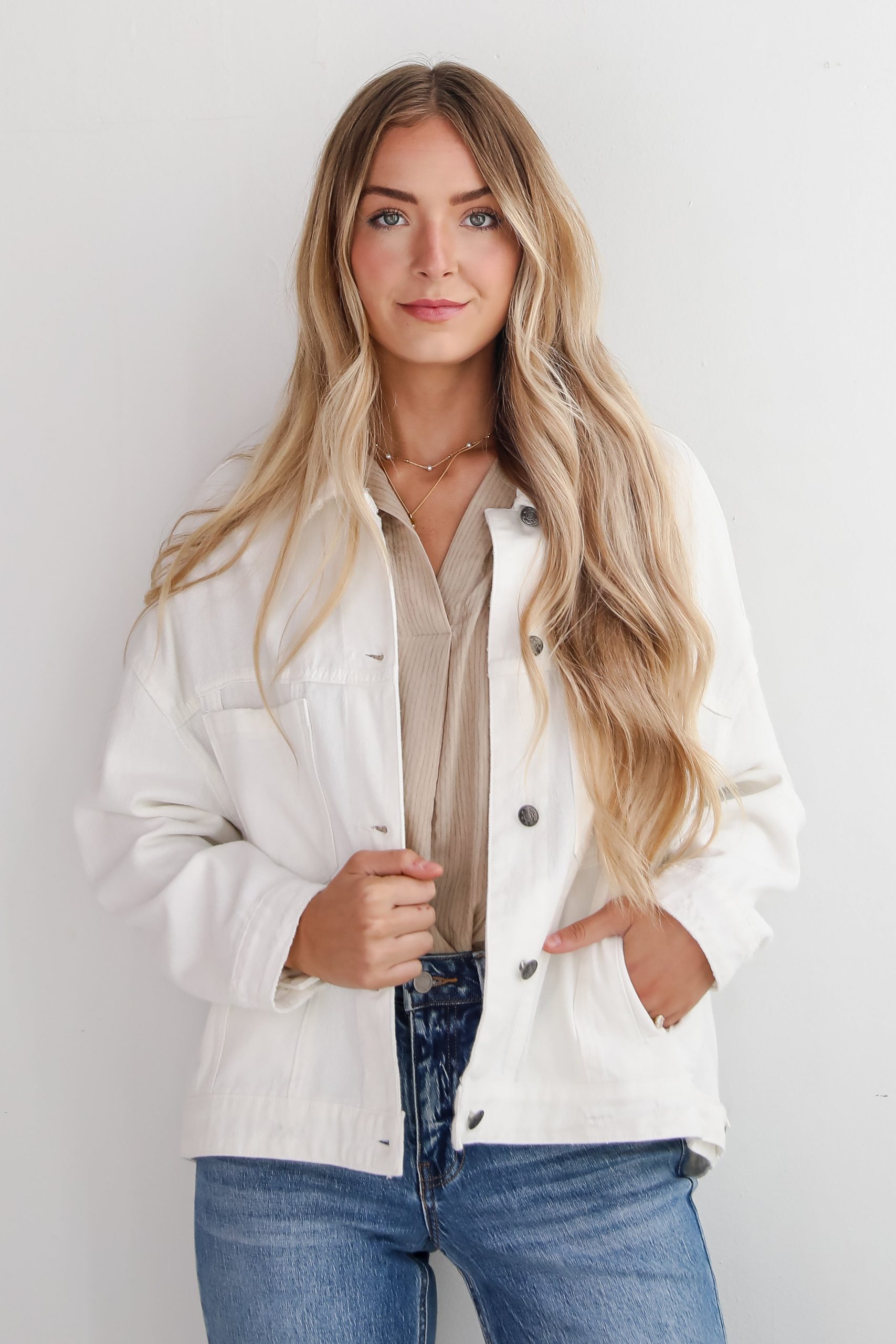 shopdressup_white_denim_jacket.jpg
